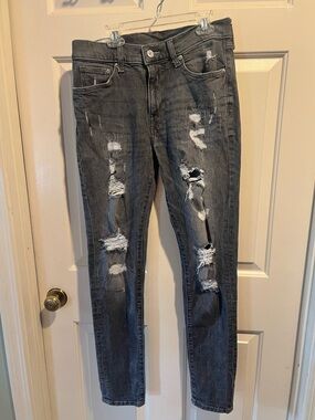 Men’s Distressed Black Skinny Jeans